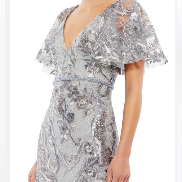 Mac Duggal Embroidered Sequined Gown Dress Size 4 Style 67908 - Picture 5 of 16